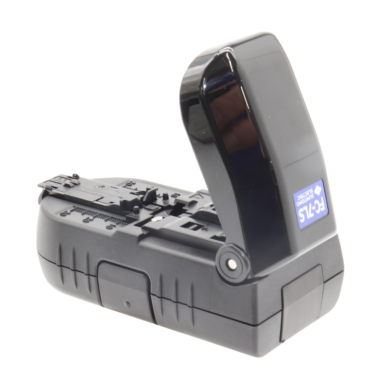 Optical fiber cleaver  FC-7LS